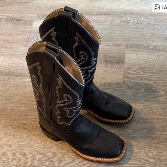 Shoes - Black Western Boots